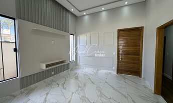 Imagem 3: Linda casa à venda com 3 quartos, sendo 1 tipo apartamento com closet, cozinha Gourmet e