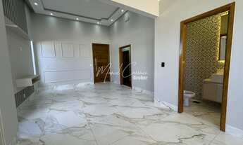 Imagem 4: Linda casa à venda com 3 quartos, sendo 1 tipo apartamento com closet, cozinha Gourmet e