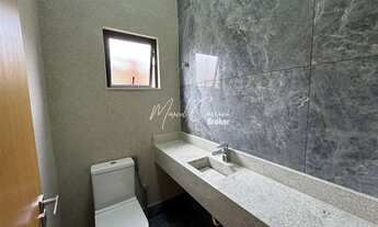 Imagem 3: Condomínio Village Damha IV - Belíssima casa à venda, com 3 suítes, sendo 1 suíte com clos