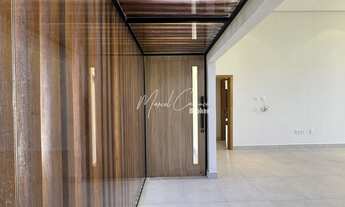 Imagem 2: Belíssima casa à venda com 3 suítes, sendo 1 suíte máster com closet, piscina e com 166,00