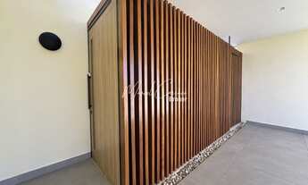 Imagem 3: Belíssima casa à venda com 3 suítes, sendo 1 suíte máster com closet, piscina e com 166,00