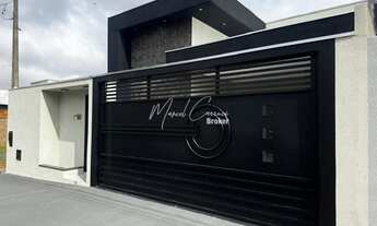 Imagem: Linda casa à venda com 3 quartos, sendo