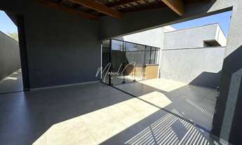 Imagem 3: Linda casa à venda com 2 suítes, 2 cozinhas e 1 área de lazer toda fechada com vidros