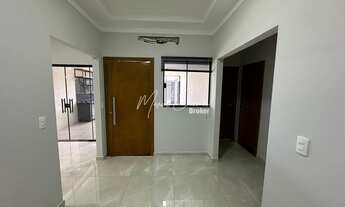 Imagem 4: Linda casa à venda com 2 suítes, 2 cozinhas e 1 área de lazer toda fechada com vidros