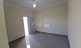 Imagem 5: Linda casa à venda com 3 quartos, sendo 1 suíte, área Gourmet e com 144,00m²