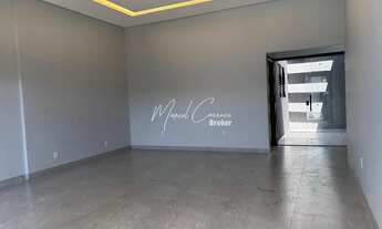 Imagem 3: Linda casa à venda com 3 quartos, sendo 1 suíte com closet, área Gourmet e piscina com cas