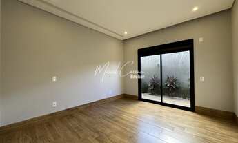 Imagem 5: Belíssima casa à venda, com 5 suítes, área Gourmet, piscina com borda infinita e com 470m²