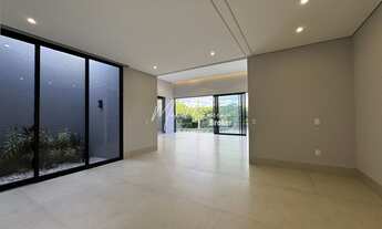 Imagem 3: Belíssima casa à venda, com 5 suítes, área Gourmet, piscina com borda infinita e com 470m²