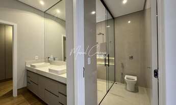 Imagem 7: Belíssima casa à venda, com 5 suítes, área Gourmet, piscina com borda infinita e com 470m²