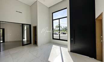 Imagem 4: Condomínio Village Damha III - Casa Alto Padrão com 3 suítes sendo 1 com closet