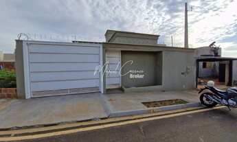 Imagem: Linda casa à venda com 2 quartos, sendo