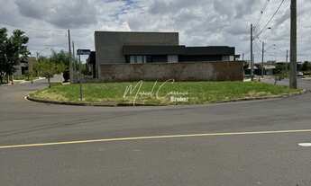 Imagem: Terreno plano à venda em ótima localização