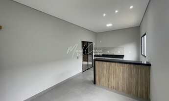 Imagem 5: Linda casa à venda com 3 quartos, sendo 1 suíte, área Gourmet e excelente localização