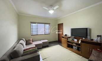 Imagem 6: Linda casa à venda, com 3 quartos, sendo 1 suíte, área Gourmet com excelente localização