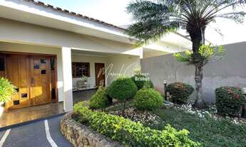 Imagem 3: Linda casa à venda, com 3 quartos, sendo 1 suíte, área Gourmet com excelente localização