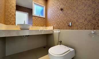 Imagem 4: Belíssimo sobrado à venda com 4 suítes sendo 1 suíte máster e térrea, área Gourmet e pisci