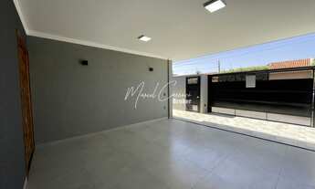 Imagem 3: Linda casa à venda, com 3 dormitórios, sendo 1 suíte com closet e área Gourmet com churras