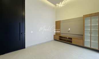 Imagem 4: Belíssima casa à venda com 3 suítes, sendo 2 com closet, área Gourmet e piscina extensa co