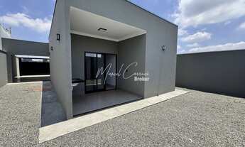 Imagem 7: Linda casa à venda com 3 quartos, sendo 1 suíte, garagem para 2 carros coberta