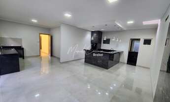 Imagem 5: Linda casa à venda com 3 quartos, sendo 1 suíte, cozinha integrada com área Gourmet e chur