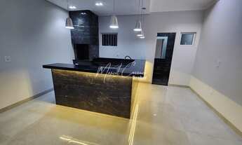 Imagem 7: Linda casa à venda com 3 quartos, sendo 1 suíte, cozinha integrada com área Gourmet e chur