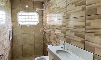 Imagem 7: Lindíssima casa à venda com 3 quartos, sendo 1 suíte, piscina e área de lazer com churrasq