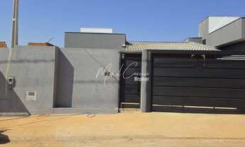 Imagem 2: Linda casa à venda, com 3 quartos, sendo 1 suíte, excelente oportunidade