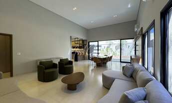 Imagem 6: Belíssima casa à venda com 3 suítes, sendo 1 suíte máster com closet e banheira, área Gour