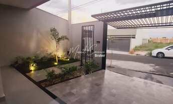 Imagem 4: Linda casa à venda em bairro aberto, com 3 quartos, sendo 1 suíte e área de lazer