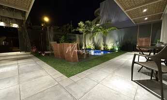 Imagem 2: Condomínio Village Damha I - Belíssima casa Alto Padrão à venda com 5 suítes sendo uma com