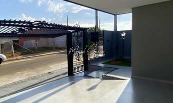 Imagem 5: Linda casa à venda, com 3 quartos, sendo 1 suíte, energia trifásica e uma maravilhosa área