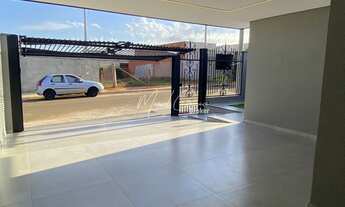 Imagem 3: Linda casa à venda, com 3 quartos, sendo 1 suíte, energia trifásica e uma maravilhosa área