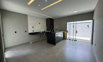 Imagem 5: Linda casa à venda com 3 quartos sendo 1 tipo apartamento