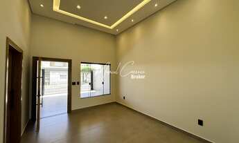 Imagem 3: Linda casa à venda com 3 quartos sendo 1 tipo apartamento