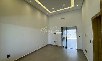 Imagem 4: Linda casa à venda com 3 quartos sendo 1 tipo apartamento