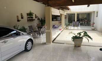 Imagem 2: Lindíssimo sobrado à venda, com 3 dormitórios e uma ampla área Gourmet para momentos de la