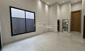 Imagem 2: Condomínio Village Damha III - Belíssima casa à venda com 3 quartos, sendo 1 suíte com clo