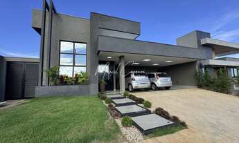 Imagem 2: Belíssima casa à venda, com 3 quartos climatizados, sendo 1 suíte com closet, área Gourmet