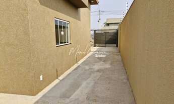 Imagem 6: Linda casa à venda com 3 quartos, sendo 1 suíte, ambiente amplo, ótima oportunidade