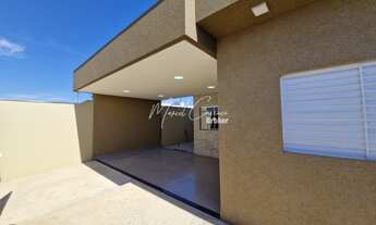 Imagem: Linda casa à venda com 3 quartos, sendo