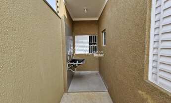 Imagem 7: Linda casa à venda com 3 quartos, sendo 1 suíte, ambiente amplo, ótima oportunidade