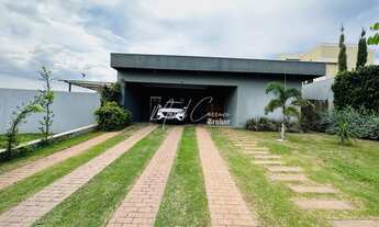 Imagem: Linda casa à venda com 3 quartos sendo