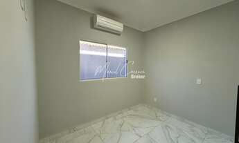 Imagem 6: Belíssima casa à venda com 3 quartos, sendo 1 tipo apartamento, varanda Gourmet, 130m²