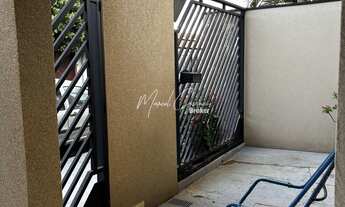 Imagem 2: Linda casa à venda com 3 quartos, sendo 1 suíte e todos com ar condicionado, varanda Gourm