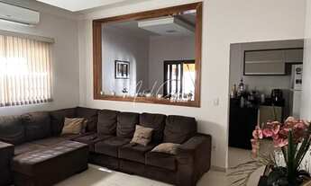 Imagem: Linda casa à venda com 3 quartos, sendo