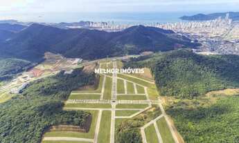 Imagem 4: Colinas de Camboriú - Casa alto padrão com 4 suítes em um bairro planejado em Camboriú - S