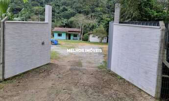 Imagem 5: Chácara á venda com 2 casas, piscina, salão de festa localizada em Camboriú Santa Catarina