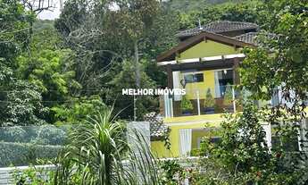 Imagem: Casa á venda com 3 suítes á venda localizada