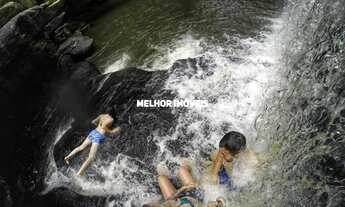 Imagem 4: Chácara com Casa de Madeira à Venda, com 02 Chalés, Quiosque com Churrasqueira a Carvão, 0