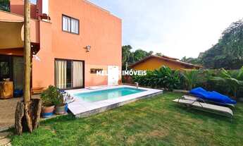 Imagem 7: Casa Duplex á venda com 4 dormitórios localizada na praia Mariscal em Bombinhas